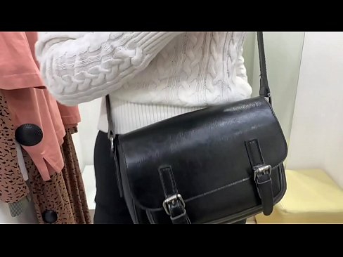 ❤️ Masturbasi umum tina jalang ngora FeralBerry sareng dildo di kamar pas ❤️❌ porno homemade dina pornosu.xxxtun.ru ❌❤